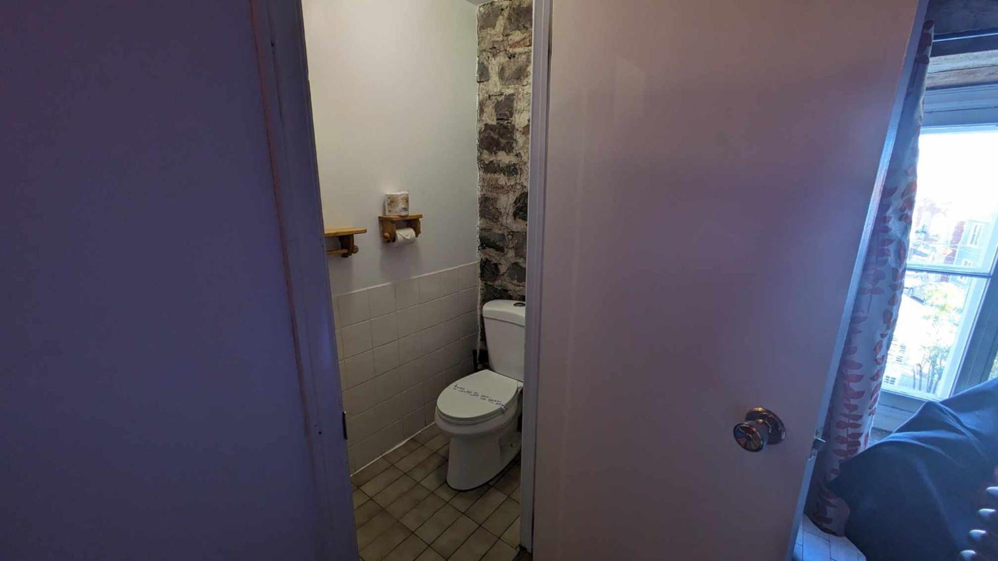 La Maison Rousseau Hotel Montmagny Room photo